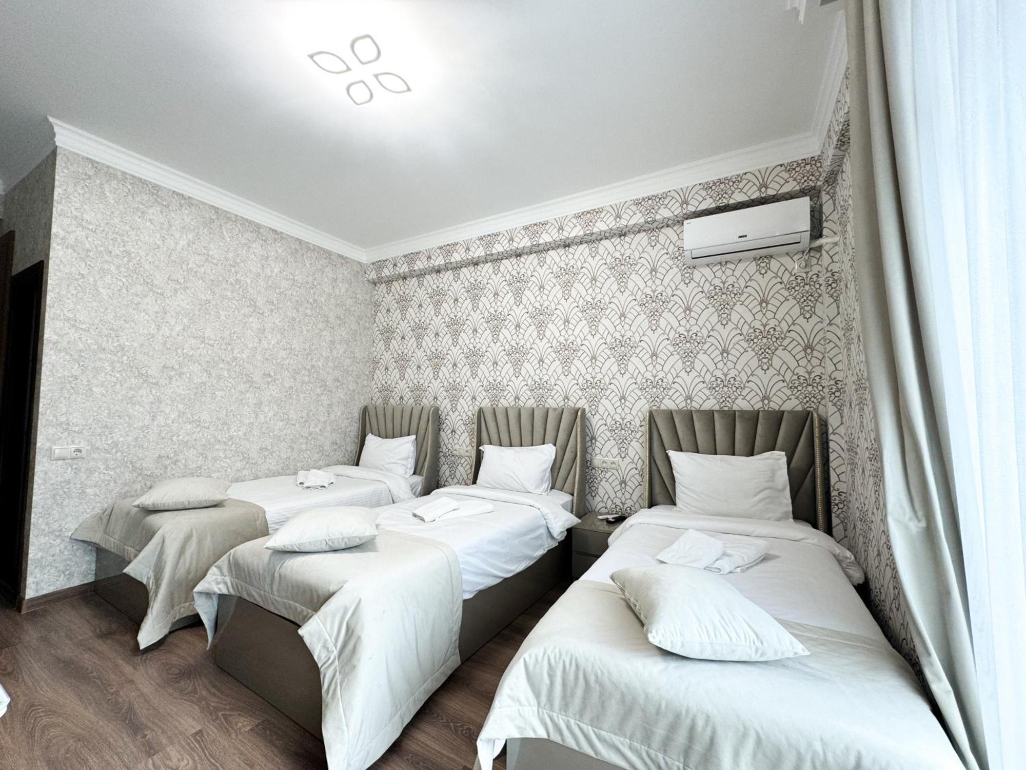 Armenia Hotel Yerevan Bilik gambar