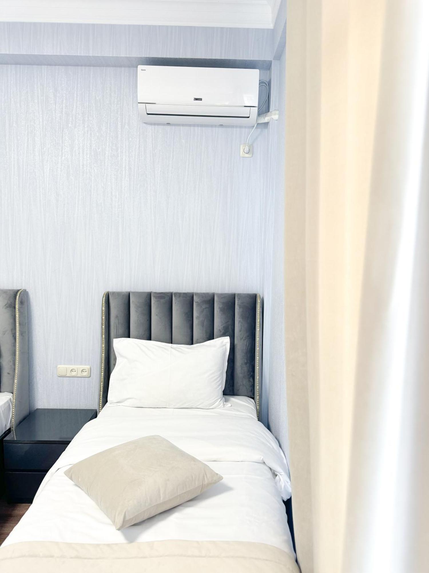 Armenia Hotel Yerevan Luaran gambar