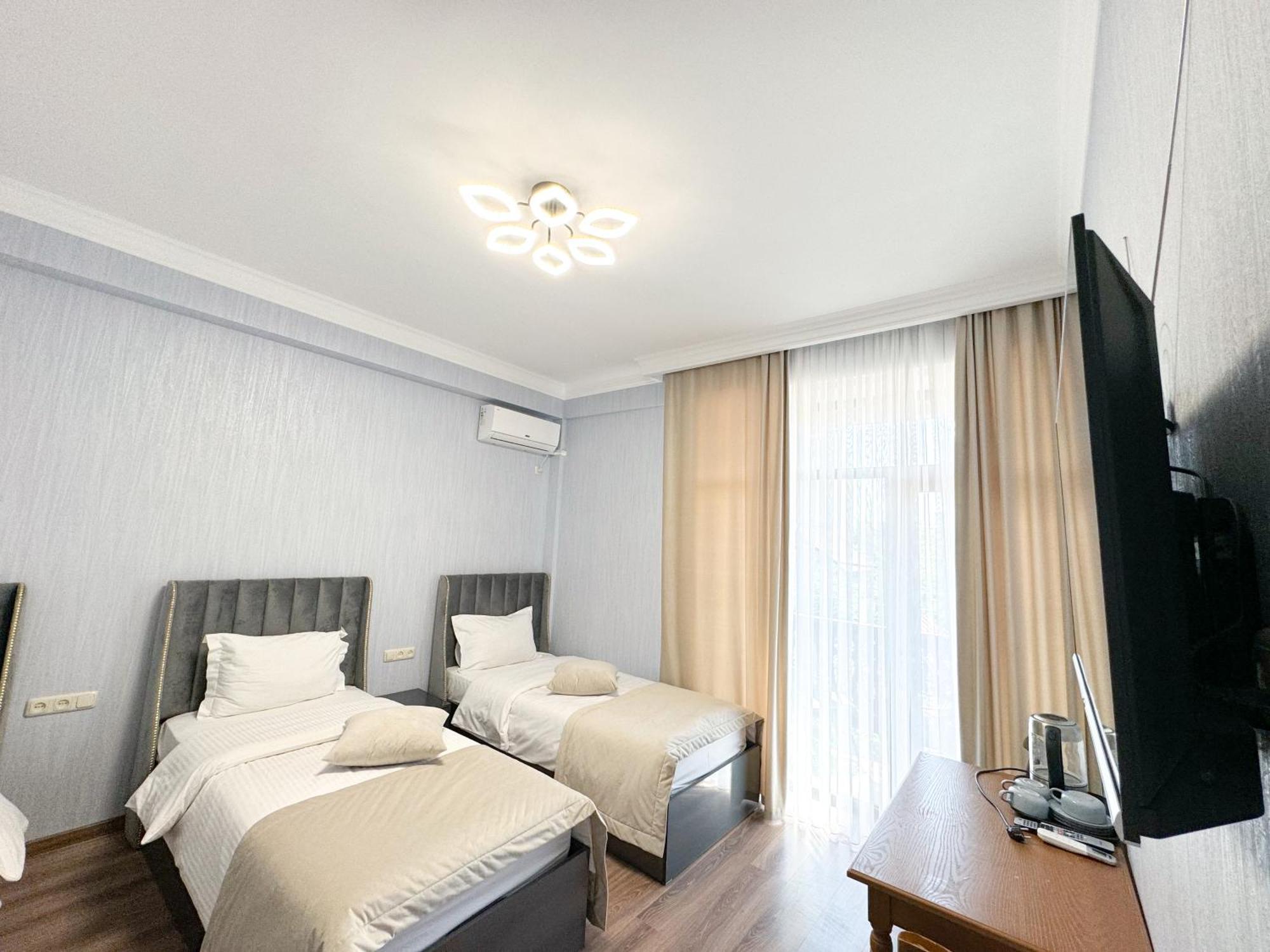 Armenia Hotel Yerevan Luaran gambar